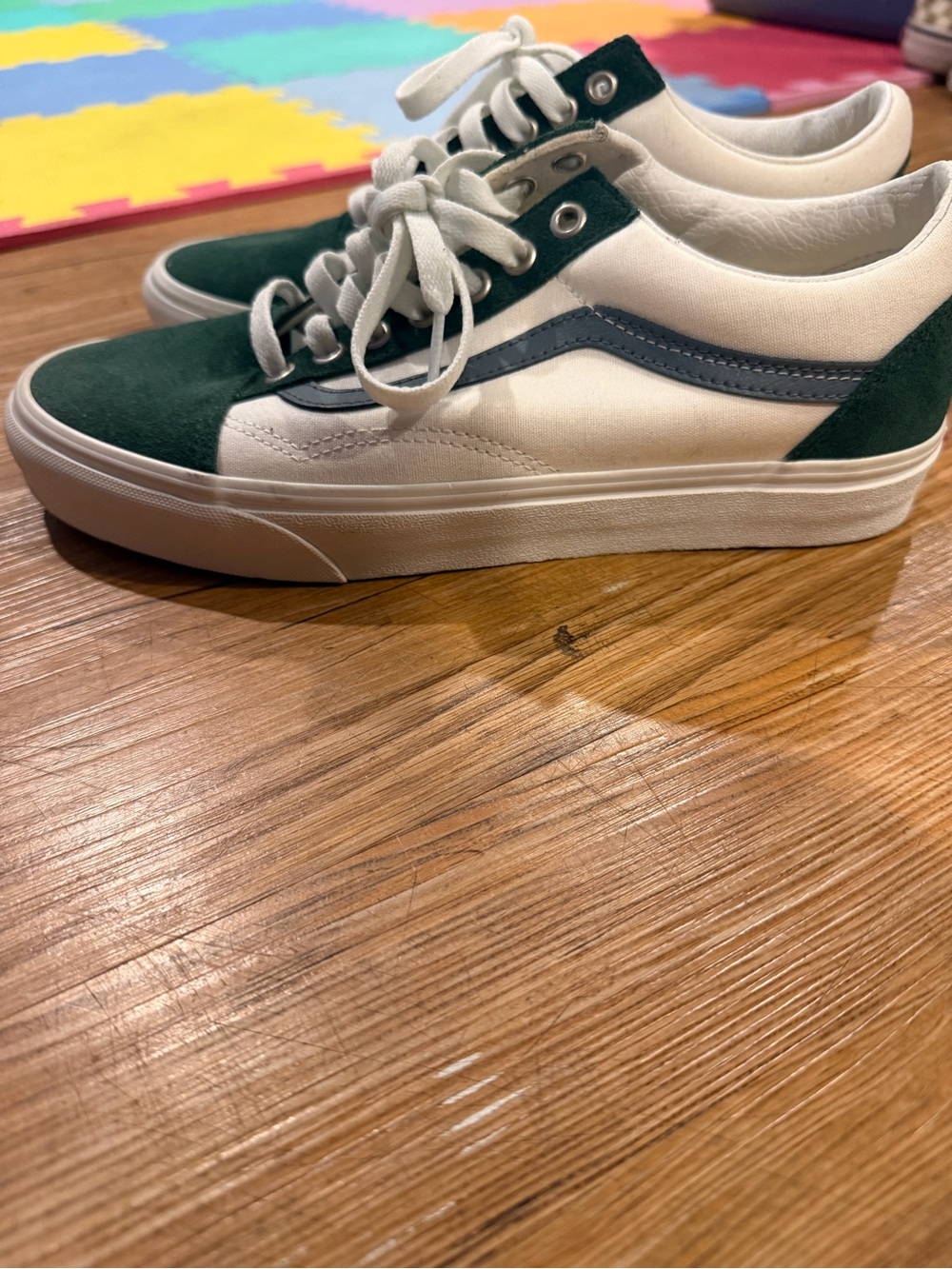 Vans Low-Top Sneakers in Green, White and Blue-Gray